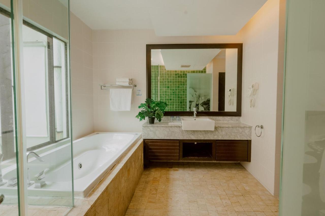 Borneo Beach Villa & Suite Kota Kinabalu Exteriér fotografie