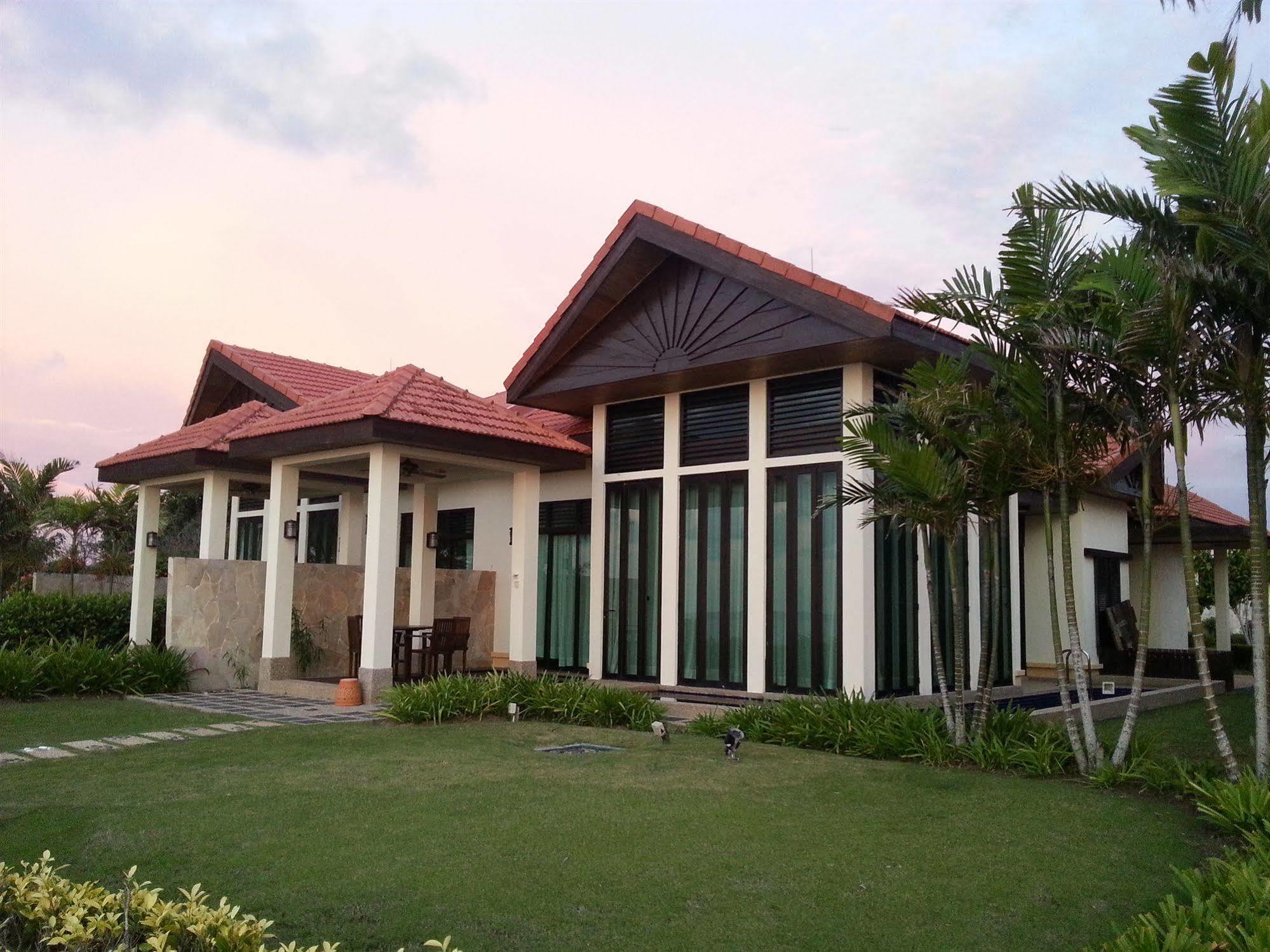 Borneo Beach Villa & Suite Kota Kinabalu Exteriér fotografie