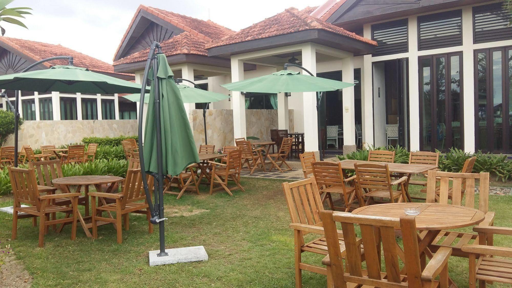 Borneo Beach Villa & Suite Kota Kinabalu Exteriér fotografie